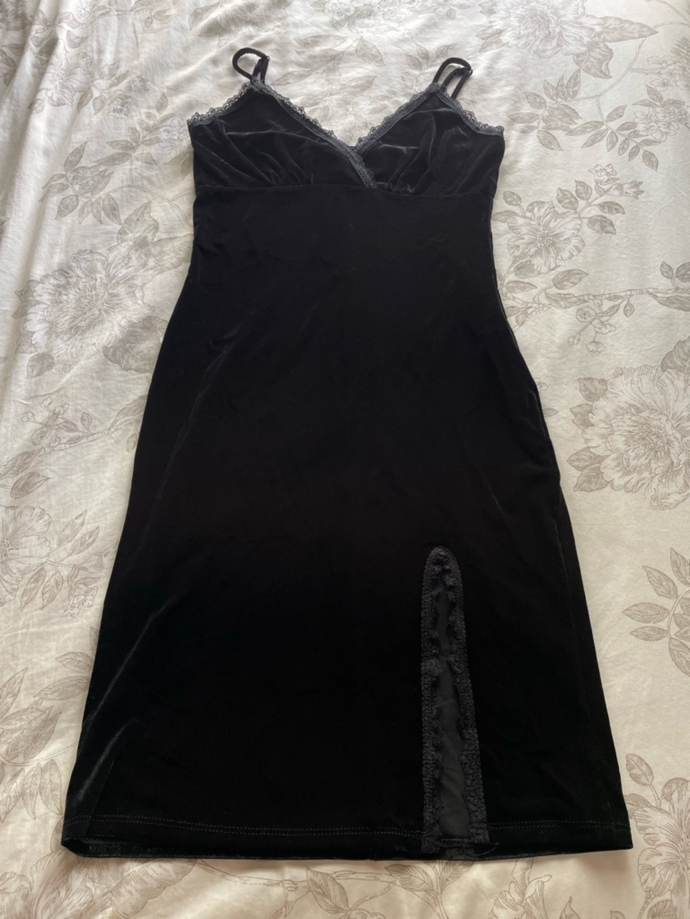 Black Velvet Lace Trim Babydoll Bodycon Mini Slip Dress Small LBD Whimsigoth Y2K
